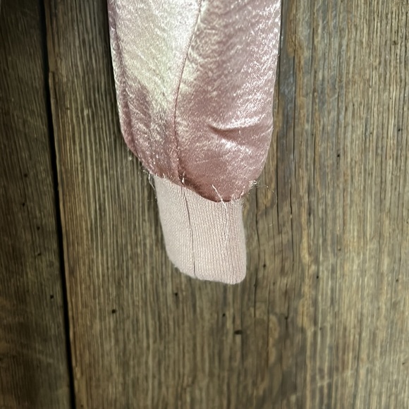 Pink tone it up bomber jacket size medium - Picture 5 of 9